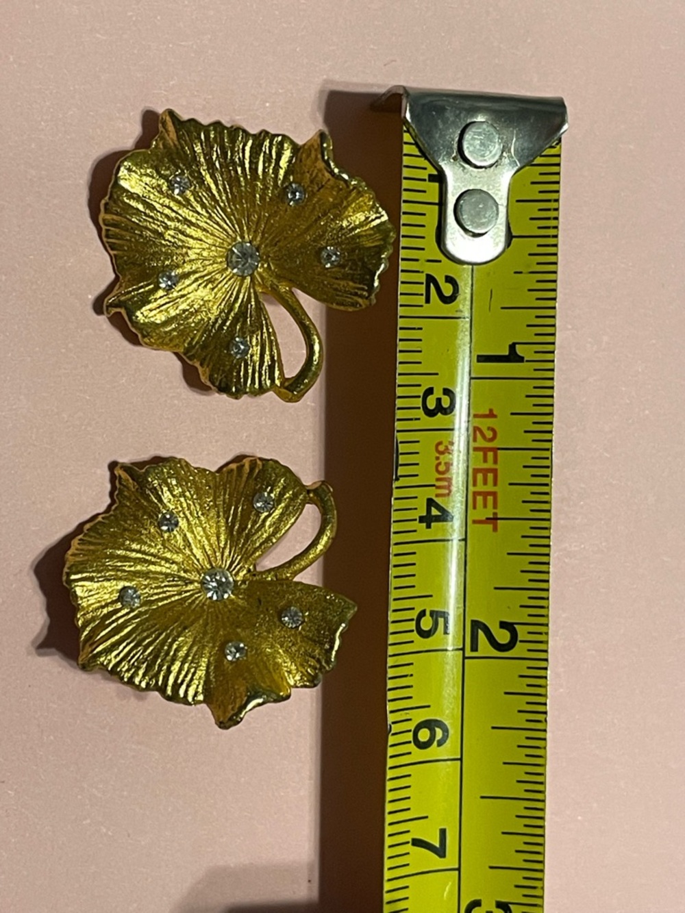 Vintage Gold Tone Rhinestone Leaf Clip on Earrings #9930 - Picture 4 of 4